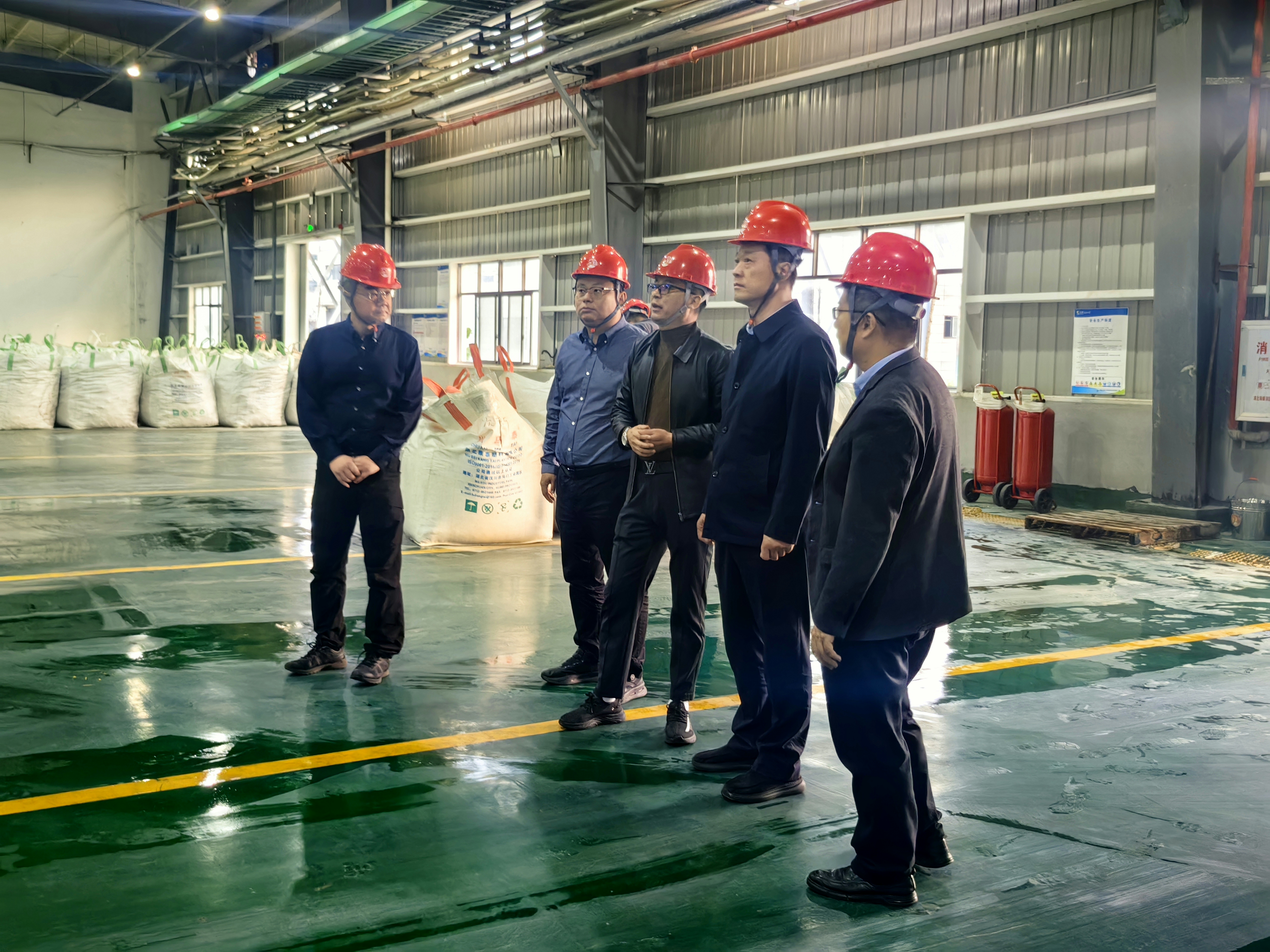 集团党委书记、董事长王利到湖北景目环保科技有限公司调研指导工作